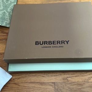 Burberry Box
